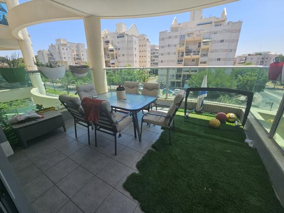 משמר הירדן 11, ארגמן