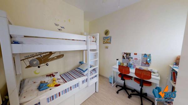 טשרניחובסקי, לב תל אביב החלק המערבי