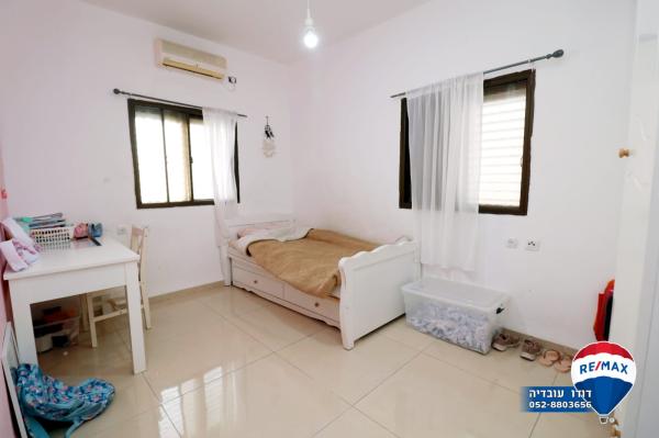 אלכסנדר זייד 11, קרית חיים מזרחית