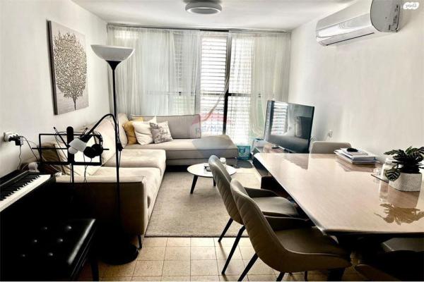 ששת הימים 11, כפר שלם