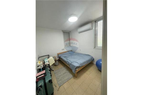 ששת הימים 11, כפר שלם