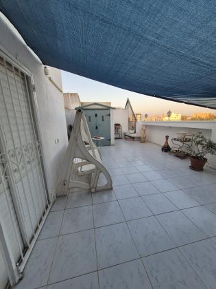 אנה פרנק 4, מרכז העיר