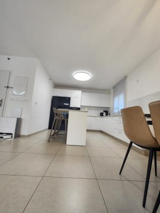 שדרות הציונות 5, גני ברנע