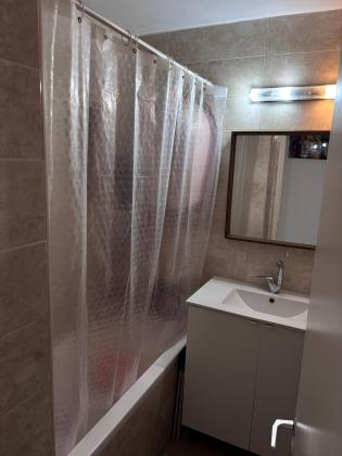 ליבורנו 26, רמת הנשיא