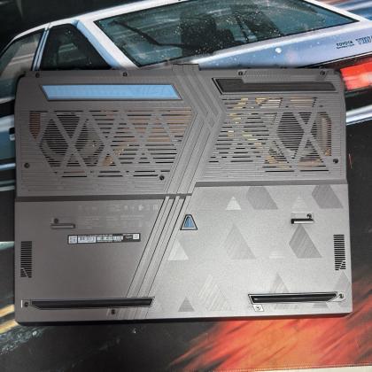 MSI Vector 17 HX Intel