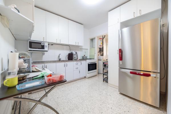 הרברט סמואל 100, מרכז העיר