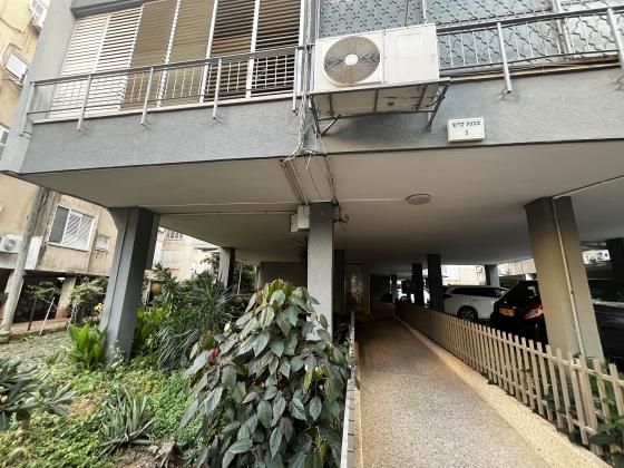 מבצע קדש 5, כצנלסון