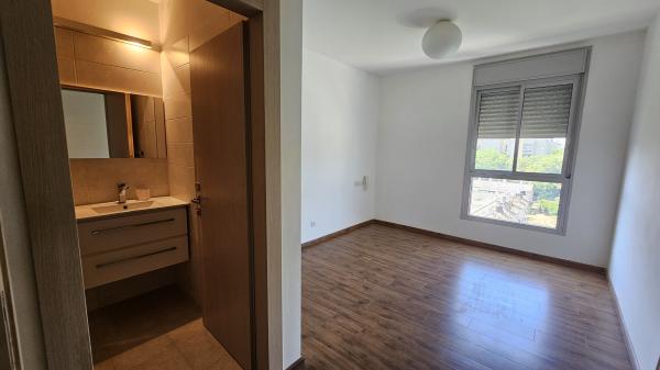 ששת הימים 16, פרחים;דגניה