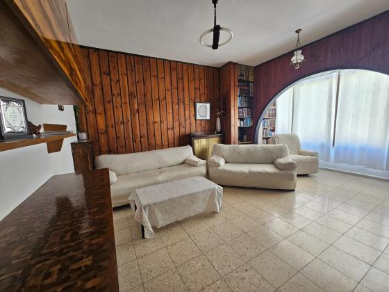 בית הכרם 9, בית הכרם