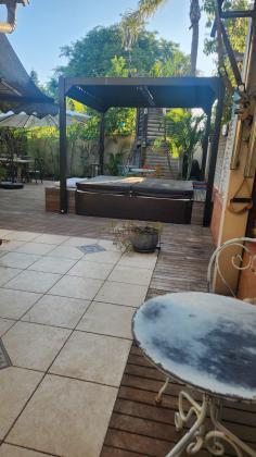 הברוש 22, צורן