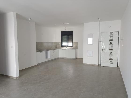 היין 16, רמת כרמים