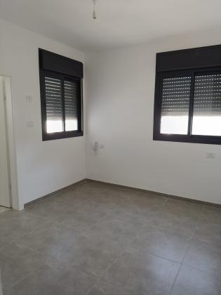 היין 16, רמת כרמים