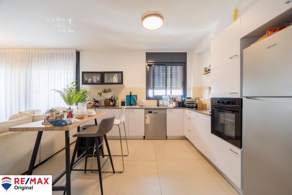 בשכונת קרית קריניצי