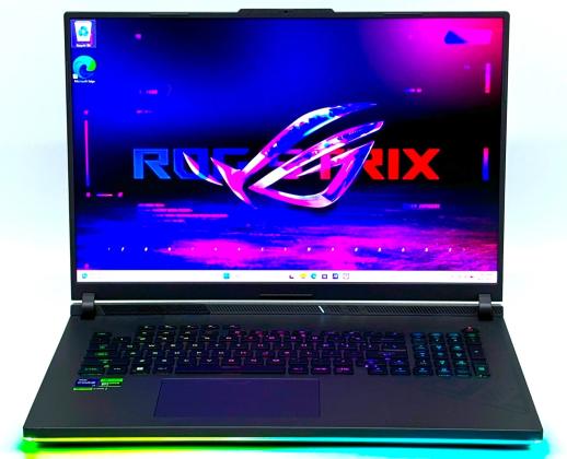 PREMIUM ASUS ROG Strix G18