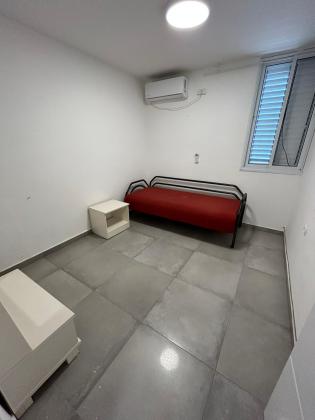 שדרות יעלים 20, שכונה ה