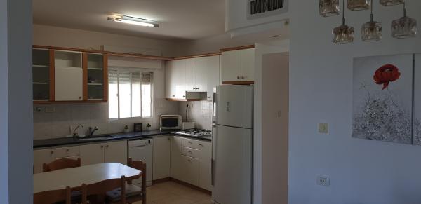 שלון 11, סביוני דניה