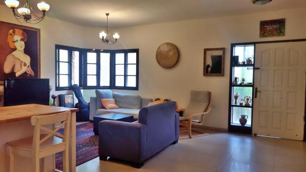 בשכונת מרכז המושבה