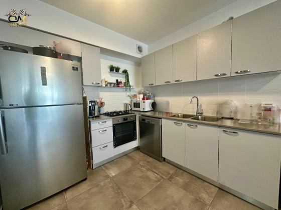 יוסף הגלילי, מרכז העיר ג'