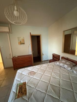 ז'בוטינסקי 2, מרכז העיר