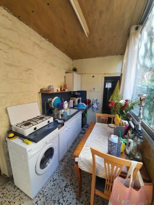 הלל 38, הדר עליון