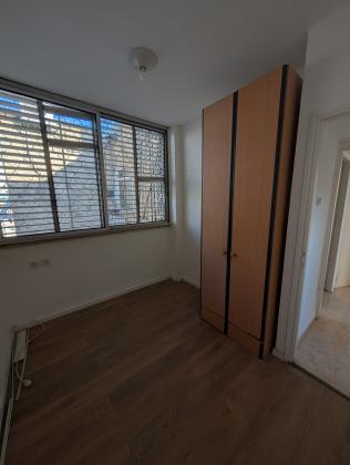 טשרניחובסקי 26, שיכון ותיקים