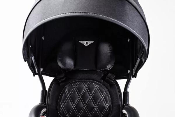 עגלת Bentley Trike BLACK EDITION