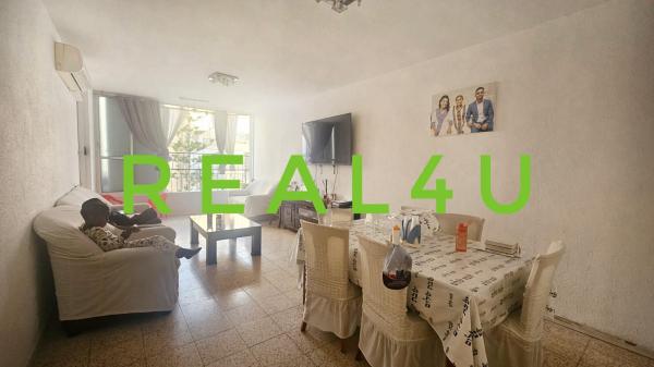 גבעתי 10, דרום מערב