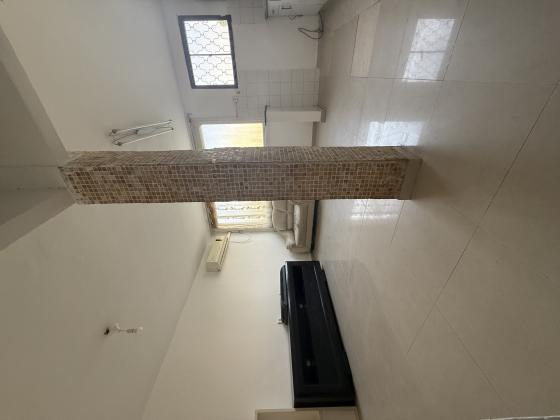 מרבד הקסמים 3, שכונה ה