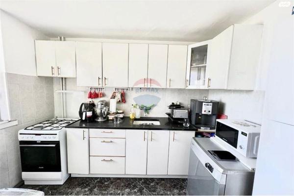 ששת הימים 11, כפר שלם