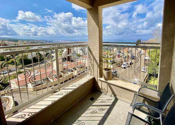 הרופא 11, אחוזה