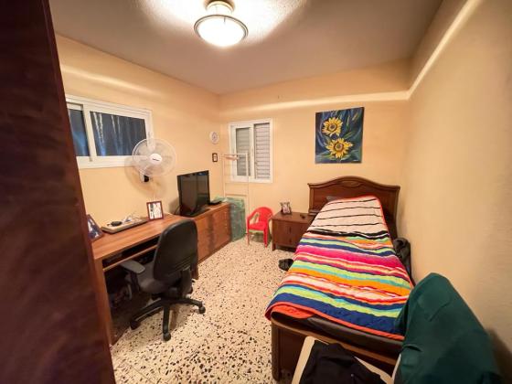 הרב לוי 15, רמת הנשיא