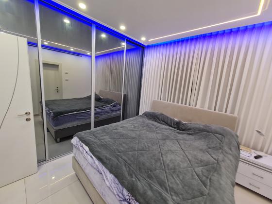 מצדה 2, כוכב יאיר