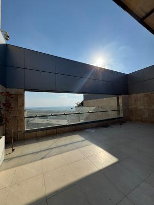 בשכונת נופי ים (הגוש הגדול)