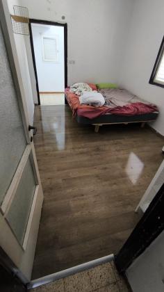 סוקולוב 18, הראשונים