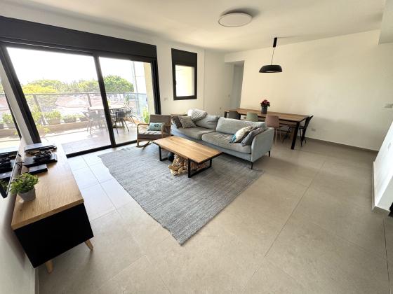 ההגנה 47, הירוקה המזרחית