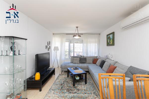 סילבר אבא הלל, יזרעאליה