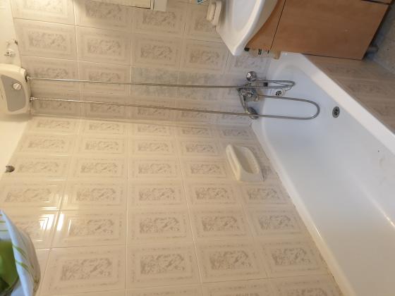 רחבת מילוס 14, שכונה ה