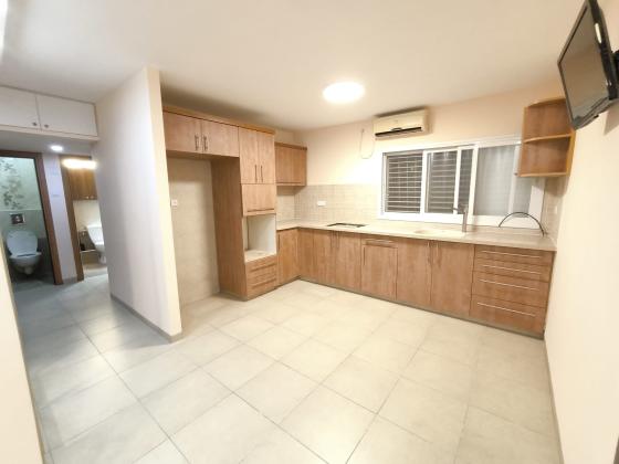 שדרות גייימס דה רוטשילד 67, קרית אליהו