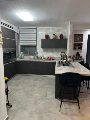 שלום דנינו 4, נתיבות מערב