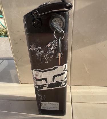 ‏שתי סוללת 13 36 אחד 200 שתיים 350