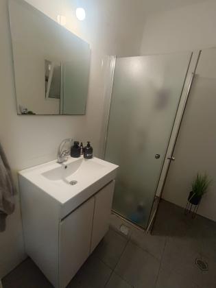 השזיף 8, רמות יצחק