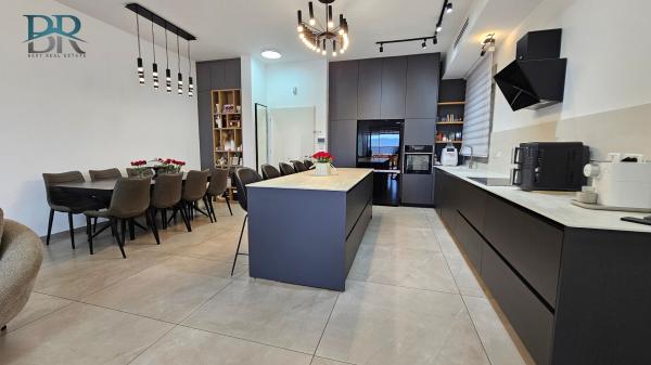 בית וגן, מרכז העיר