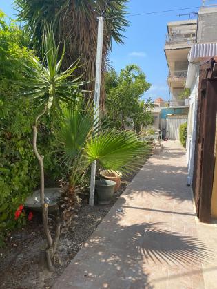 ביאליק 12, נוה אלון (עמידר)