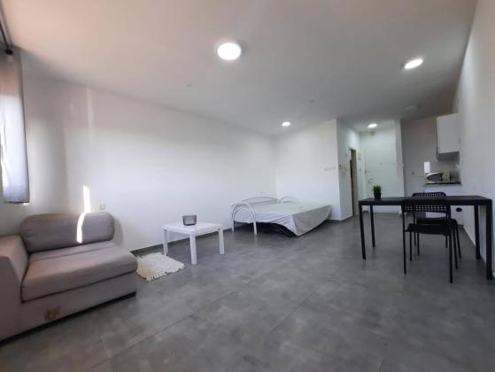 אליהו הנביא 2, שכונה ד