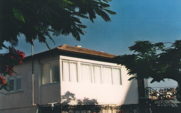 שדרות העצמאות 68, עמידר;ניצנה