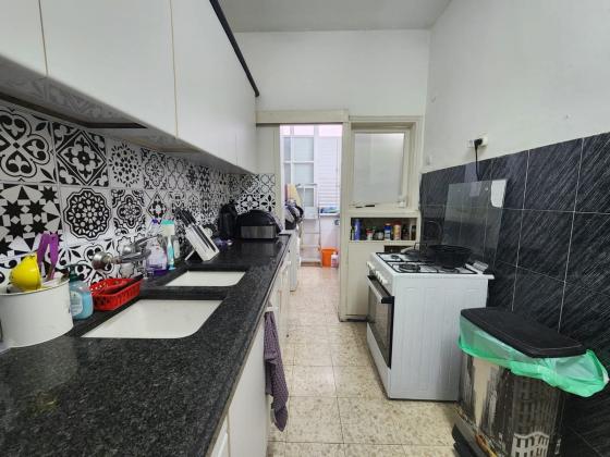 קראוזה 28, אגרובנק