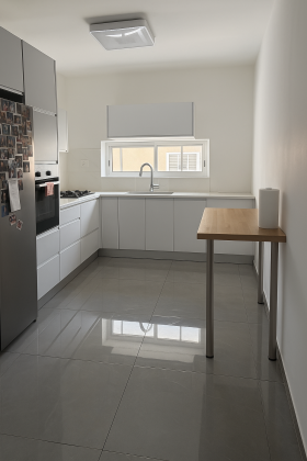 אחד העם 18, מרכז העיר