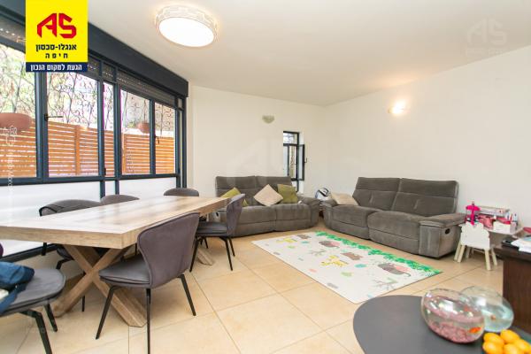 לאה, כרמליה