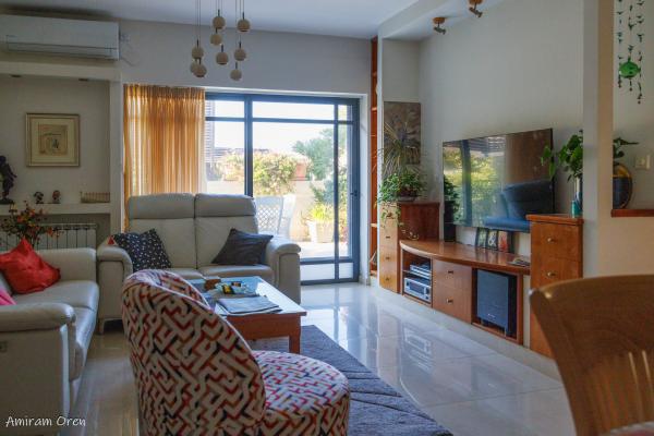 שבו 4, רכס חלילים