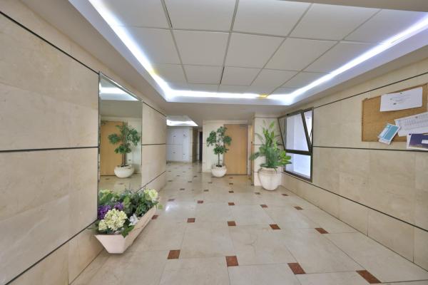 האגוזים 6, סביוני ים